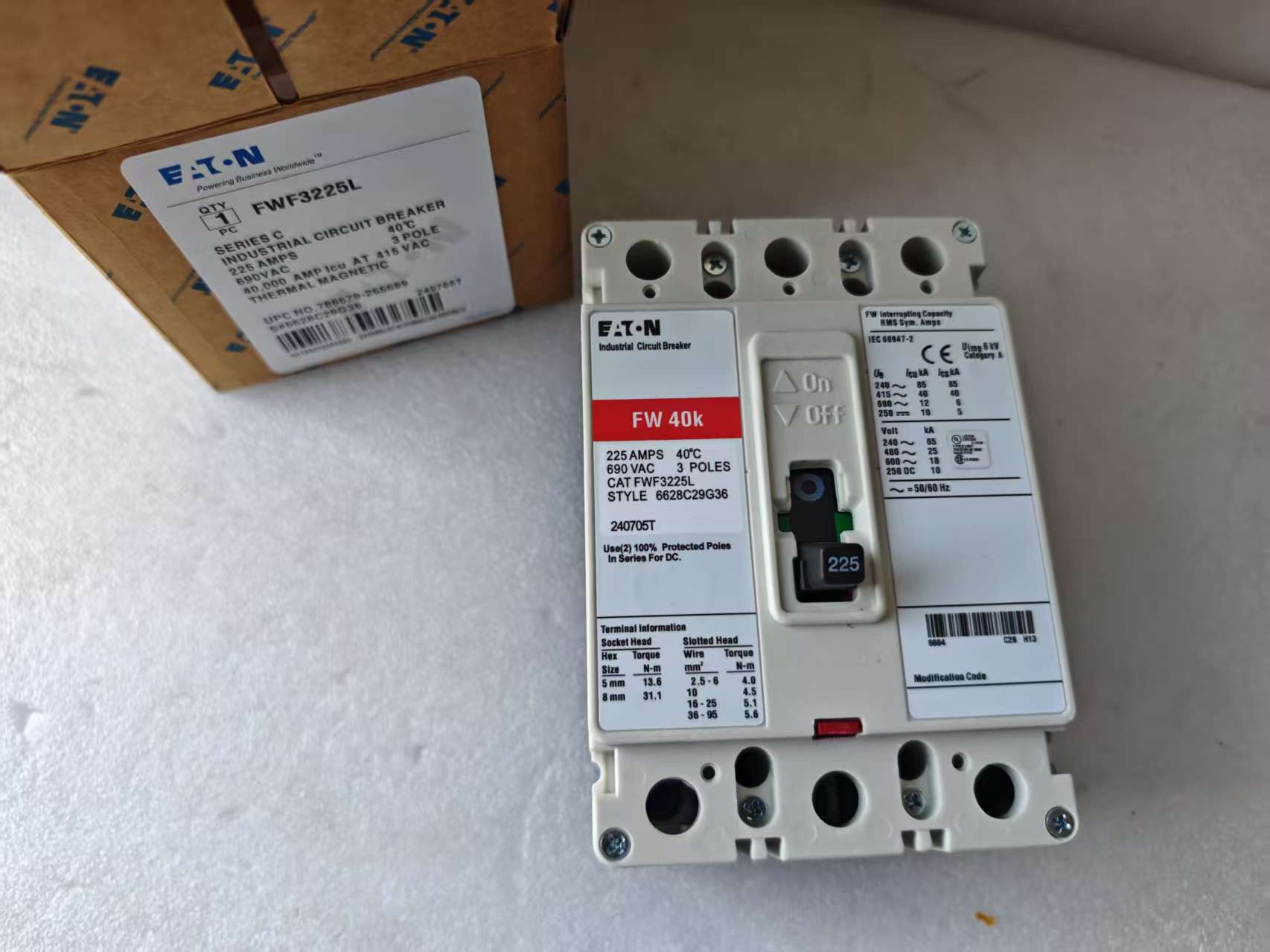 1PC Brand New Eaton FWF3225L FWF3225L Circuit Breaker DHL Expedited Shipping